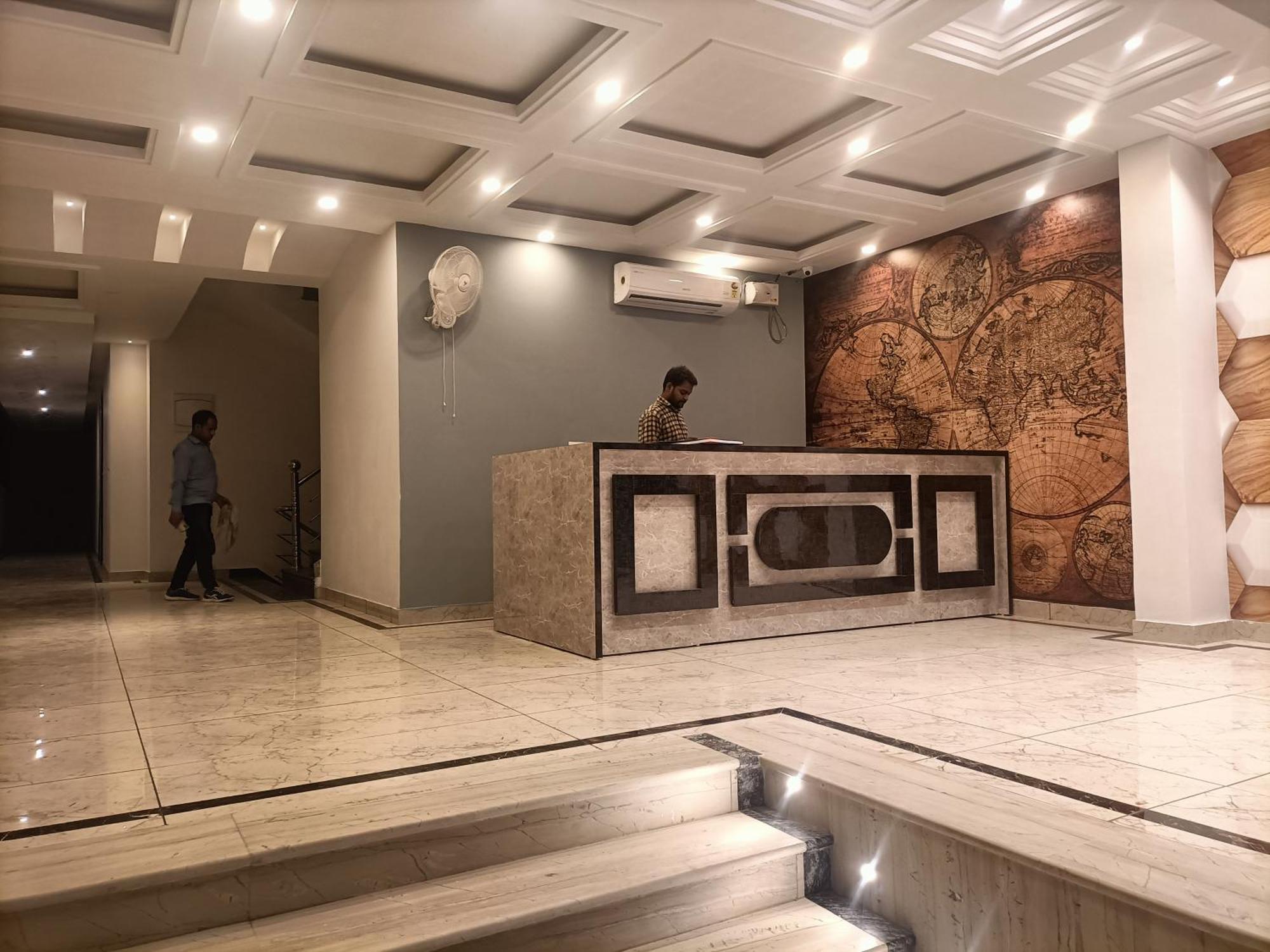 Hotel Vista Premium Tark A Family Hotel Near Igi Airport Delhi Yeni Delhi Dış mekan fotoğraf